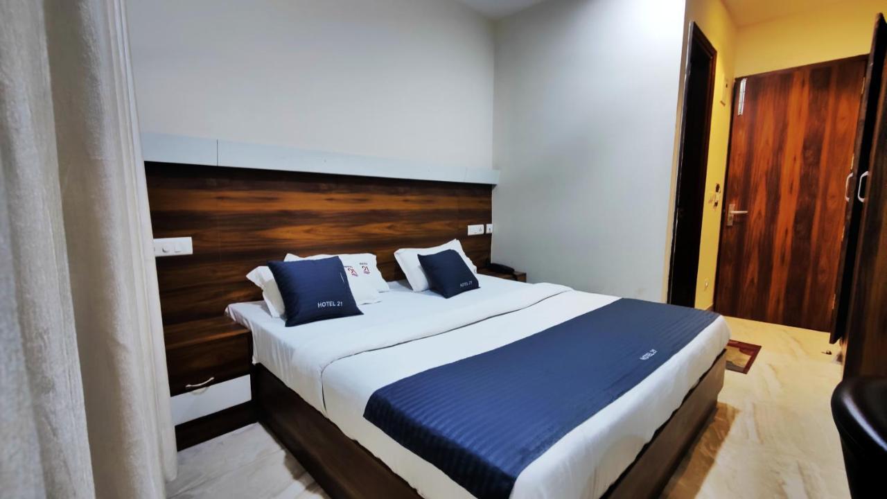Hotel 21 Next To Chd Railway Station Chandīgarh Zewnętrze zdjęcie